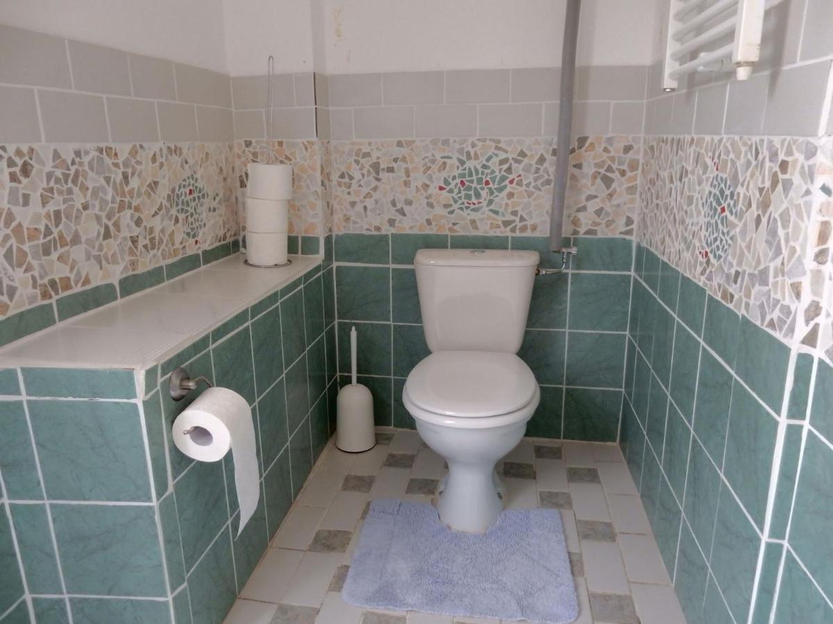 Spacious Holiday Home With Sauna In Celles Sur Plaine エーグイスハイム 部屋 写真